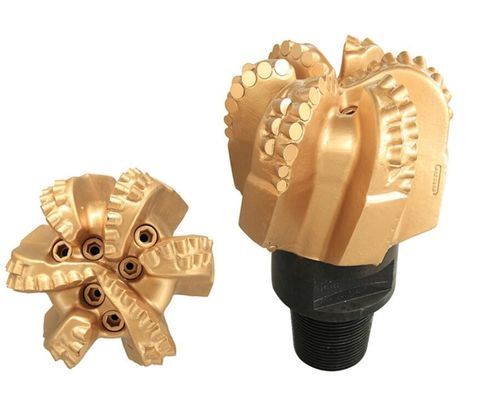 7 ″ 7/8 PDC BOHRER MIT 5 BLÄTTERN